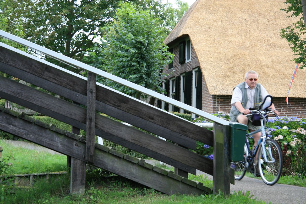 Afbeelding 2 van Fietsen door natuurgebied De Wieden